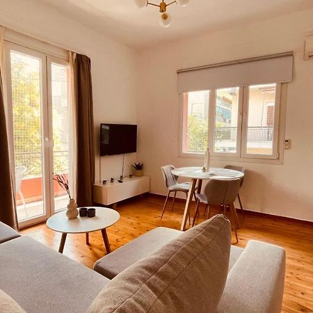 Daisy Apartment 15 Min To Acropolis アテネ エクステリア 写真