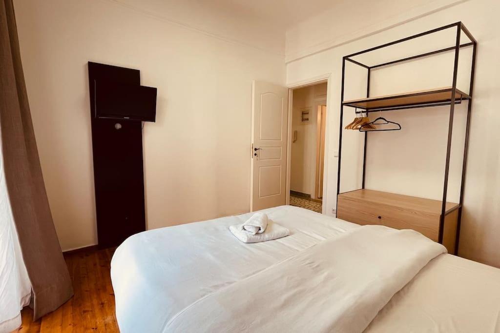 Daisy Apartment 15 Min To Acropolis アテネ エクステリア 写真