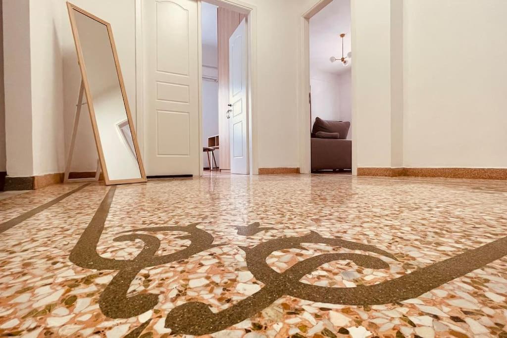 Daisy Apartment 15 Min To Acropolis アテネ エクステリア 写真
